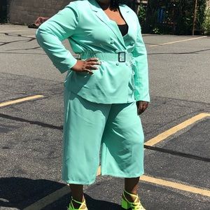 The two pieces comes without the belt. Both pieces for the price below